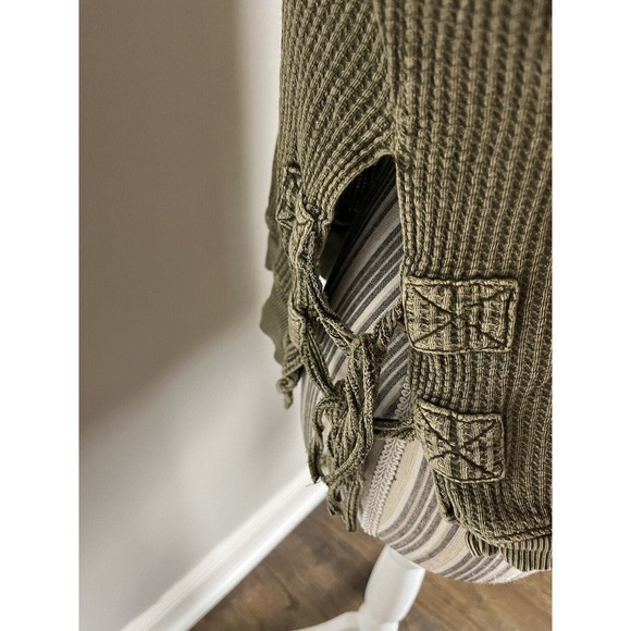 Free People Sz Large Distressed Pullover Top w-tie side closure Boho/Hippi Green - Picture 8 of 12